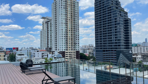 De Prime Rangnom rooftop pool, Thailand, Bangkok