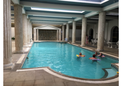 Swimming pool,Sulfur water, Poços de Caldos